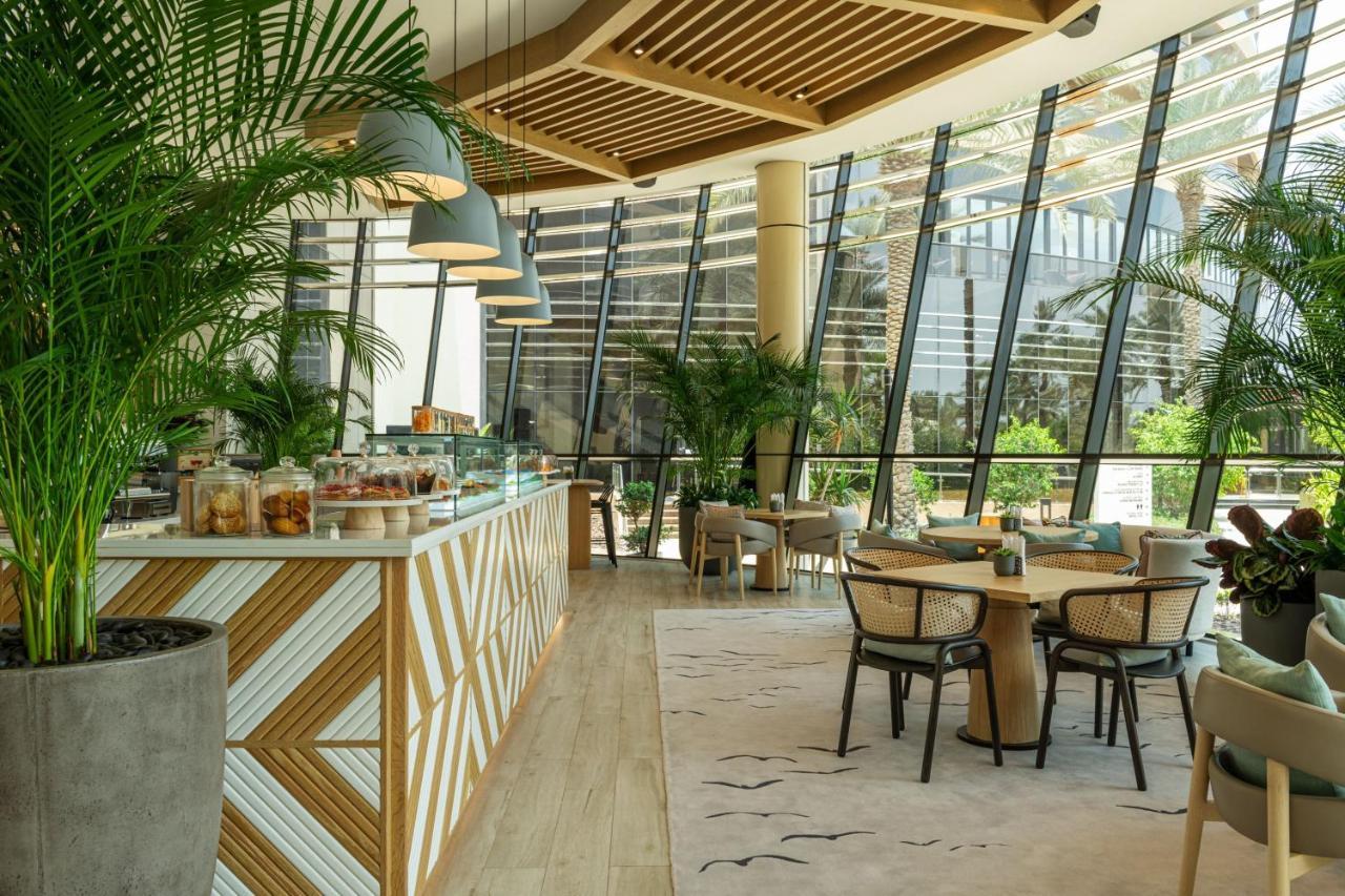 Le Royal Meridien Beach Resort & Spa Dubai Exterior foto